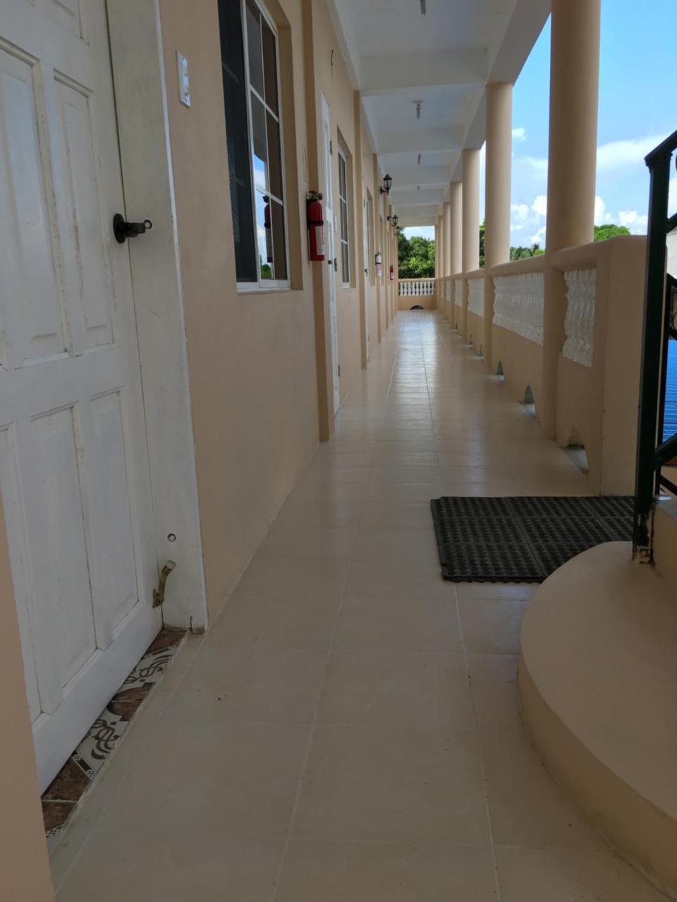 Sarteneja Inn Extérieur photo